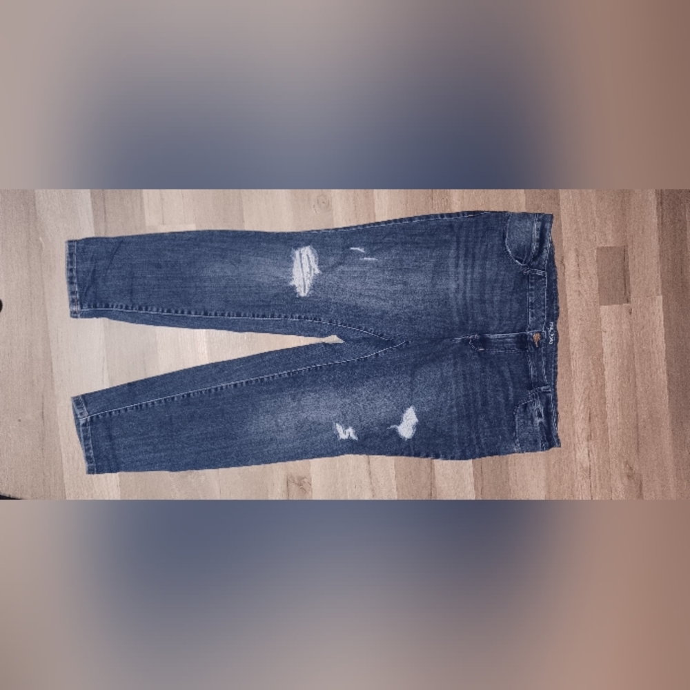 Maurices Mid Rise Ripped Jegging